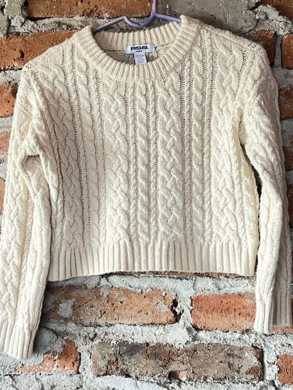 RSQ Cream Cable Knit Cropped Crewneck Sweater Medium